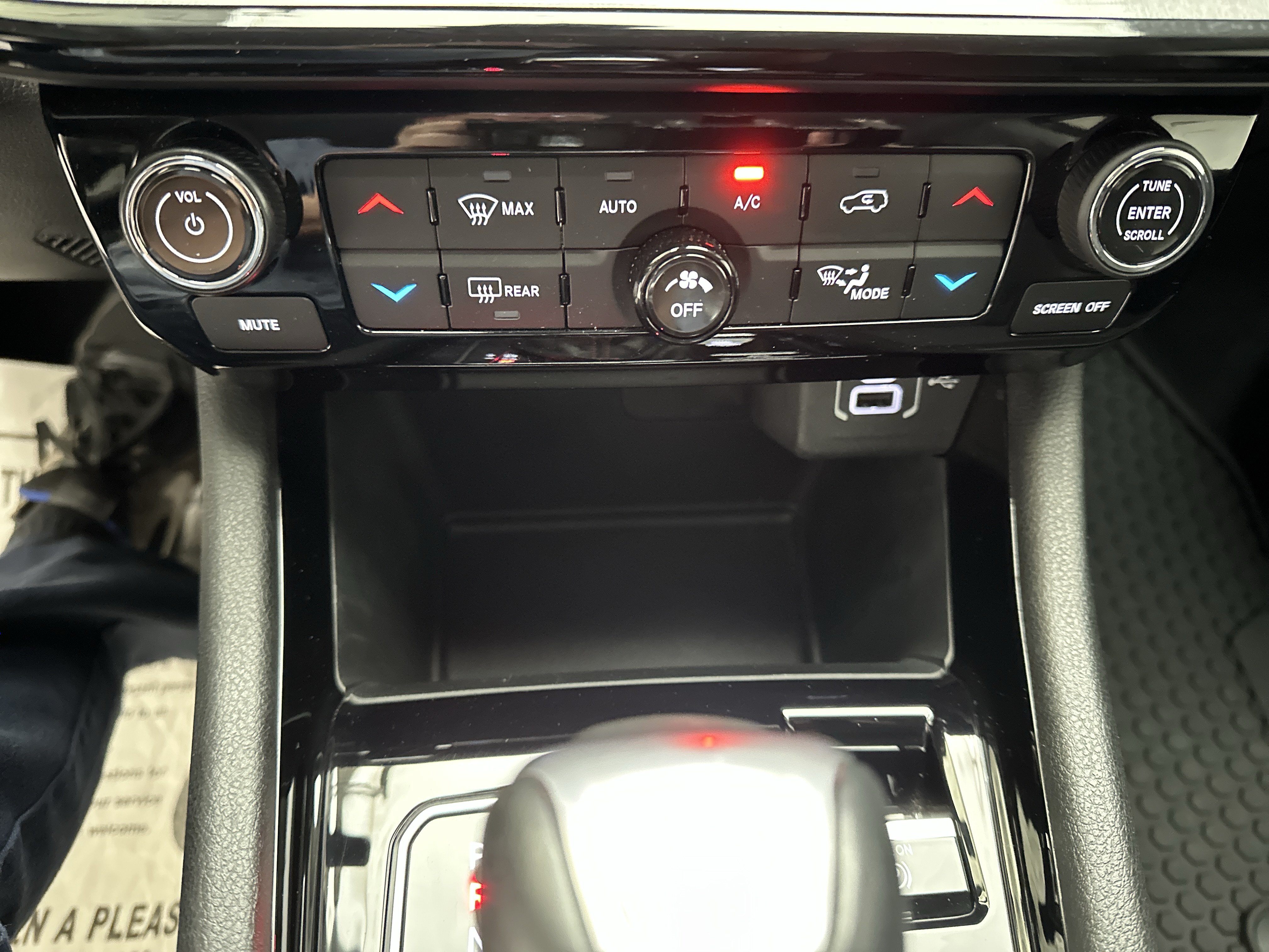 Used 2022 Jeep Compass Trailhawk AWD/4WD image 32