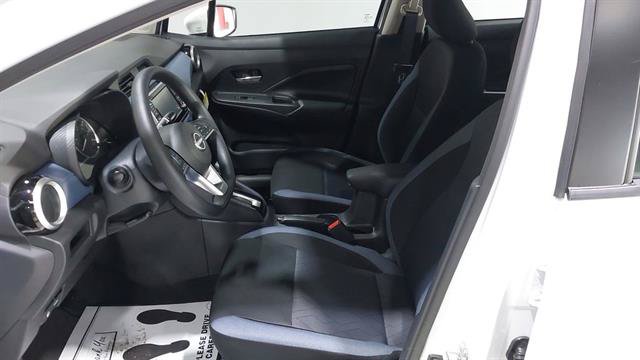 Used 2025 Nissan Versa SV w/ Trunk Package FWD image 20
