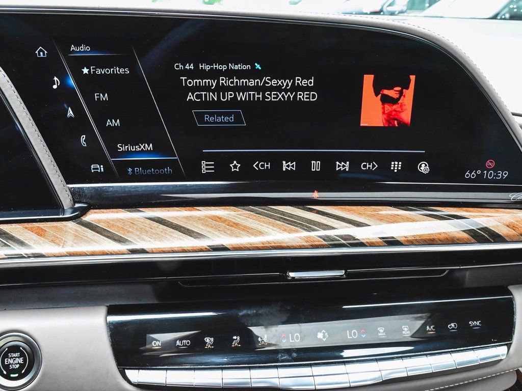 Used 2022 Cadillac Escalade Sport Platinum image 17
