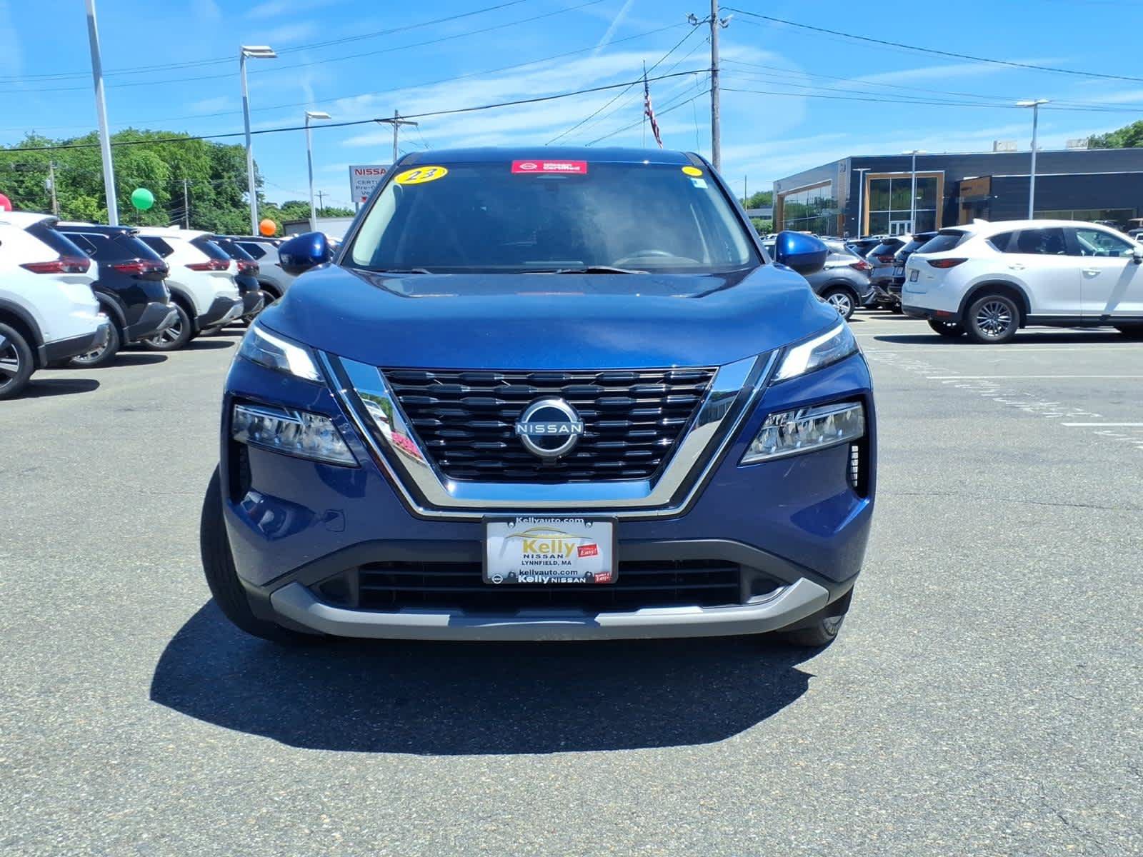 Certified 2023 Nissan Rogue SV AWD/4WD image 2
