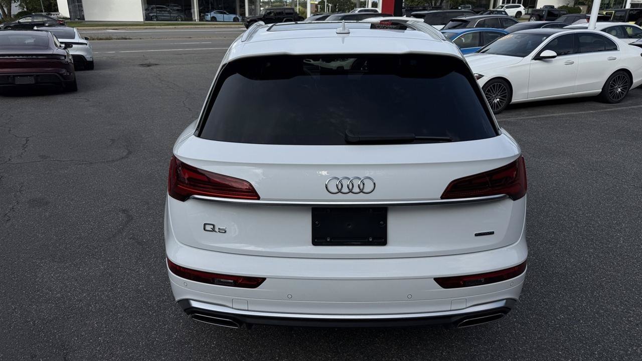 Used 2023 Audi Q5 2.0T Premium Plus w/ Premium Plus Package AWD/4WD image 16