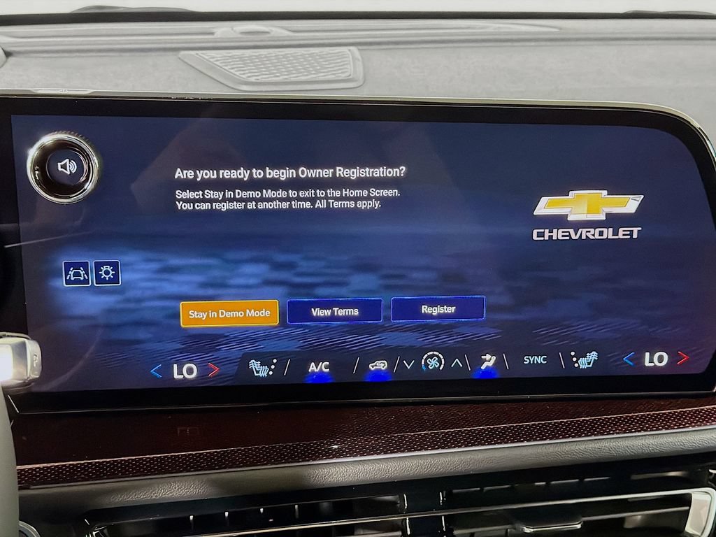 New 2026 Chevrolet Traverse Z71 w/ Enhanced Driving Package AWD/4WD image 14