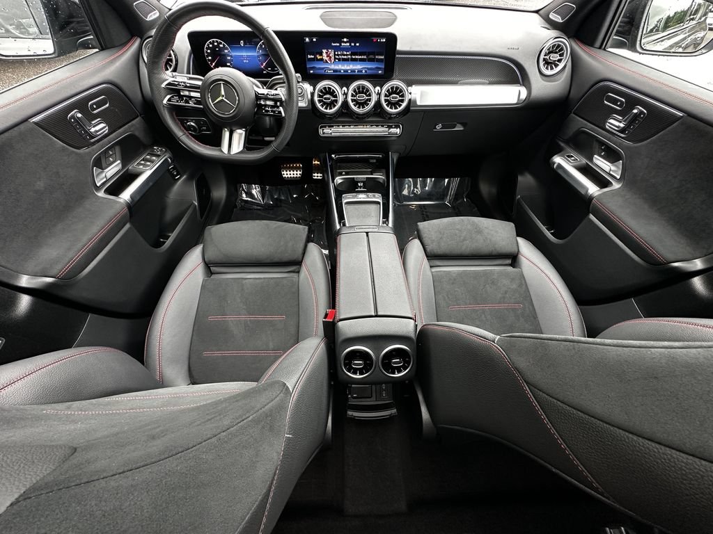 Certified 2025 Mercedes-Benz GLB 250 image 27