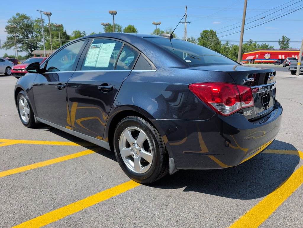 Used 2016 Chevrolet Cruze LT FWD image 5