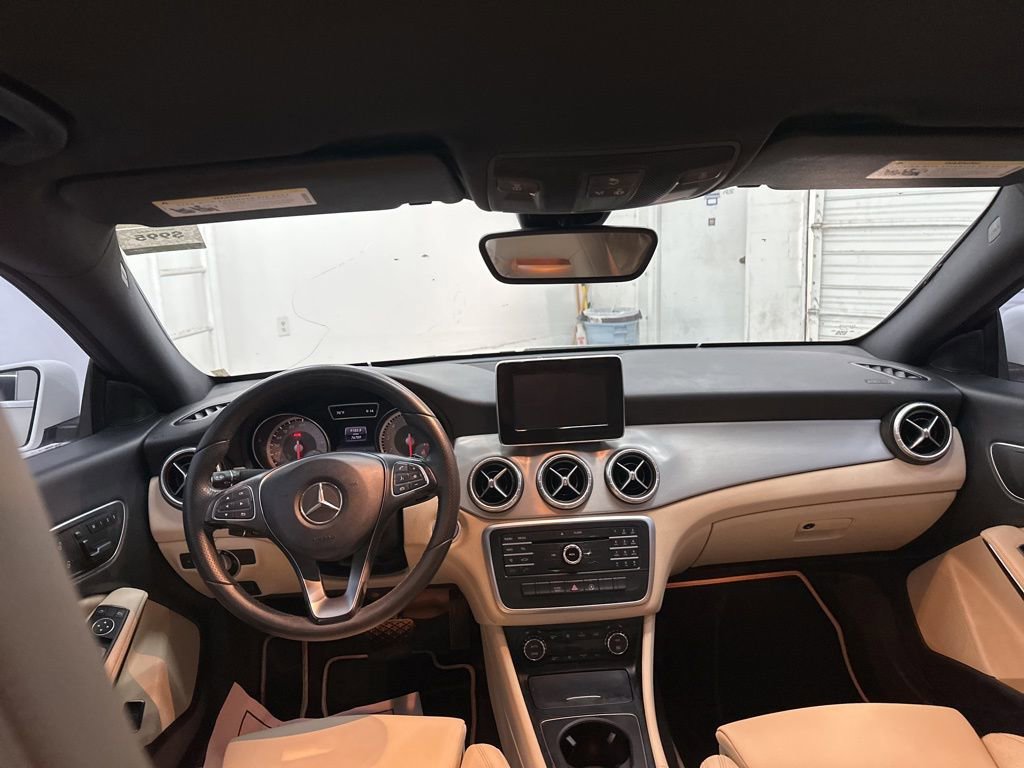 Used 2016 Mercedes-Benz CLA 250 image 12
