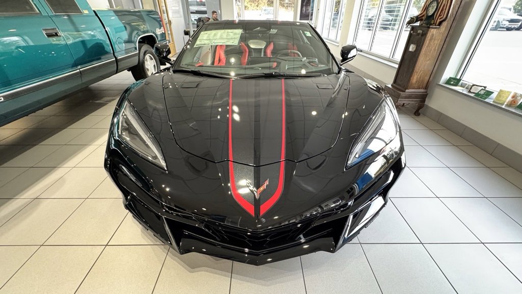 New 2026 Chevrolet Corvette E-Ray image 4