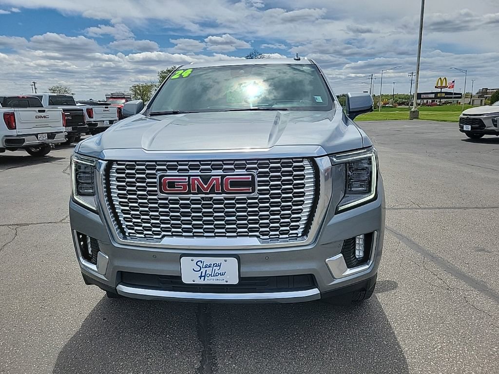 Used 2024 GMC Yukon Denali AWD/4WD image 2
