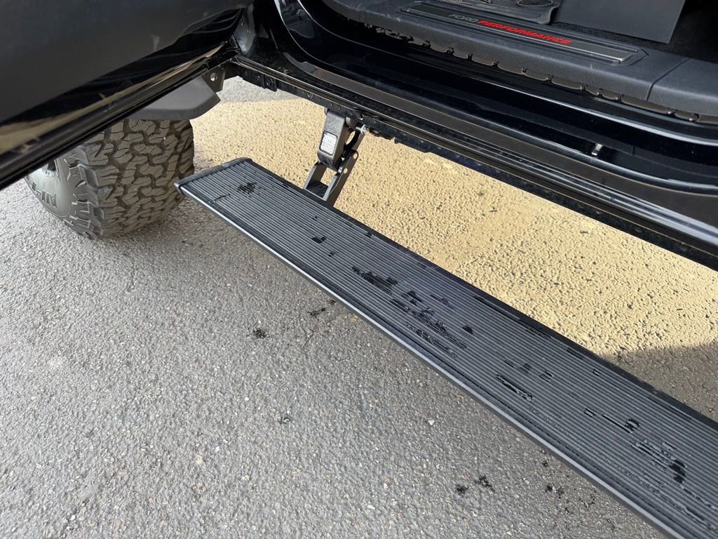 Used 2022 Ford Bronco Raptor image 12