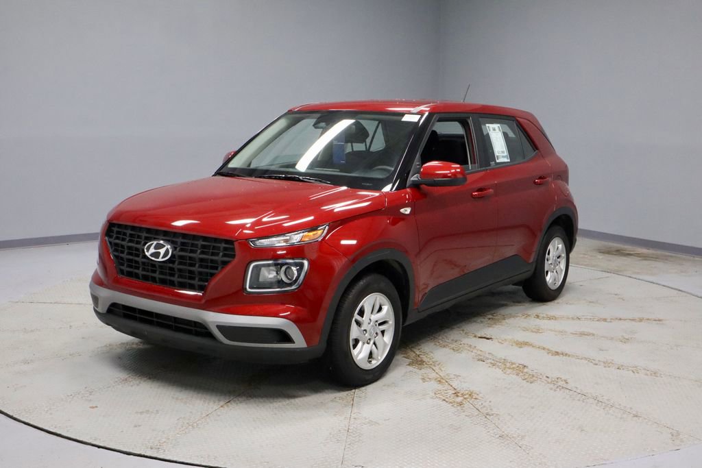 Certified 2025 Hyundai Venue SE FWD image 6