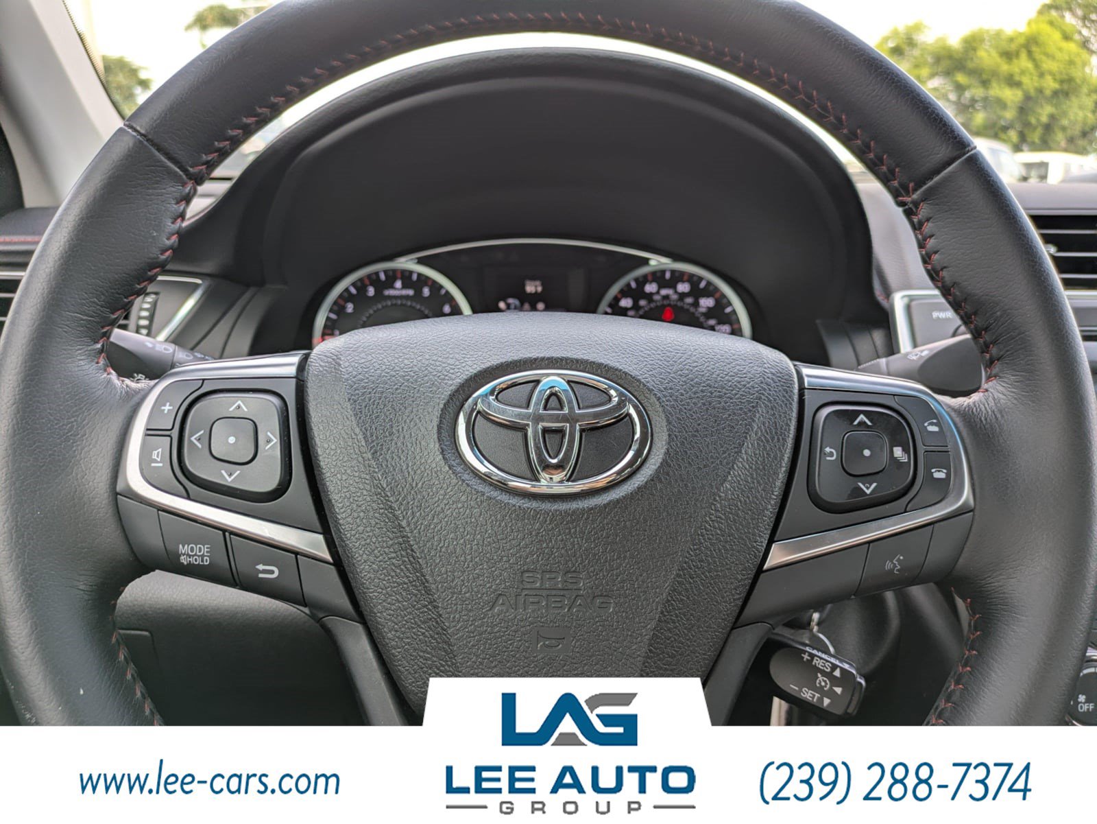 Used 2016 Toyota Camry SE FWD image 21