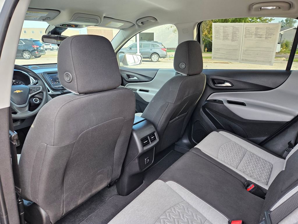 Used 2023 Chevrolet Equinox LT image 26