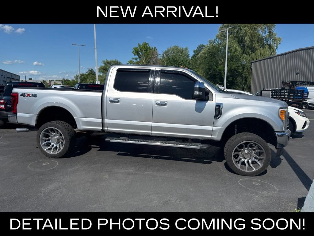 Used 2017 Ford F250 Lariat w/ Chrome Package AWD/4WD image 3