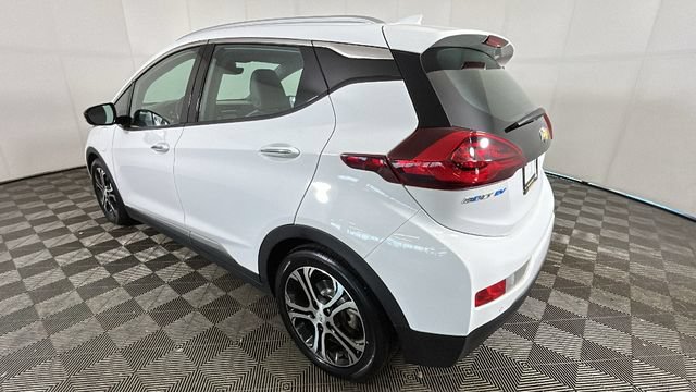 Used 2020 Chevrolet Bolt Premier w/ Infotainment Package FWD image 4