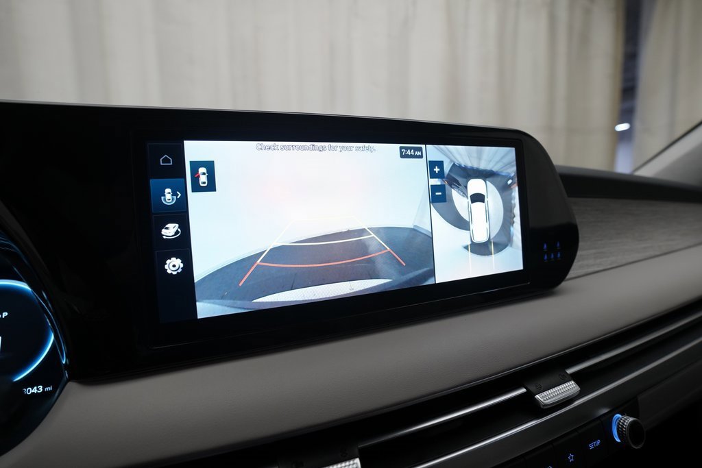 Used 2024 Hyundai Palisade Calligraphy image 21