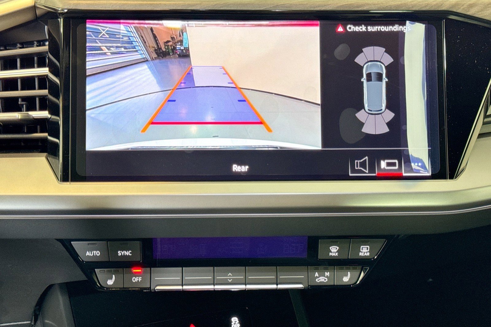 New 2026 Audi Q4 e-tron Premium image 12