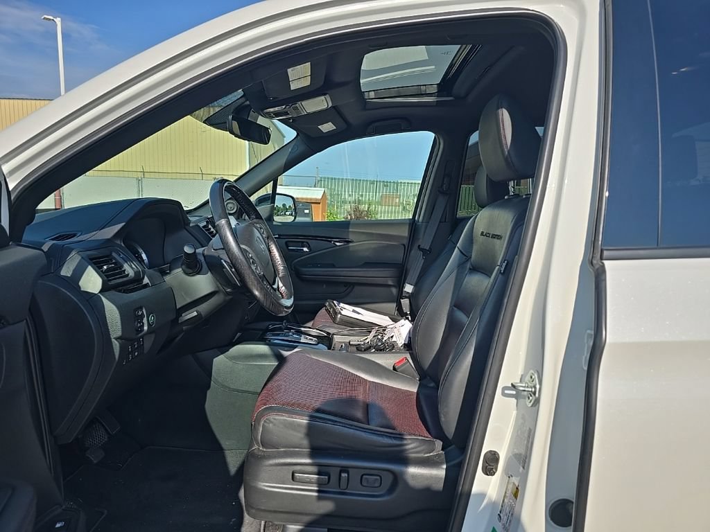 Used 2023 Honda Ridgeline Black Edition image 15