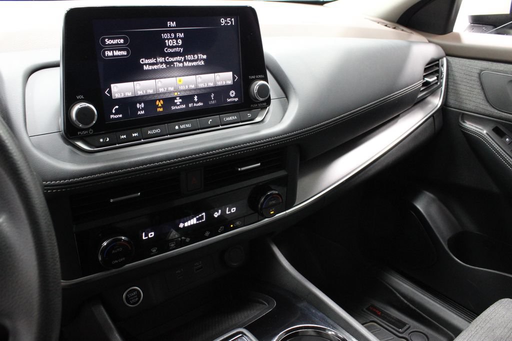 Certified 2023 Nissan Rogue SV FWD image 29