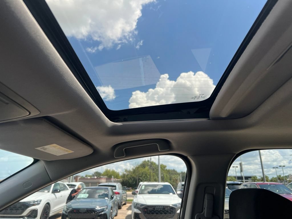 Used 2018 Honda CR-V EX image 11