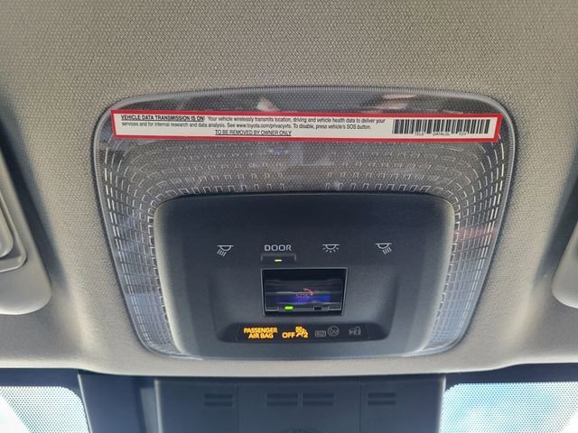 Used 2024 Toyota Prius Prime SE image 25