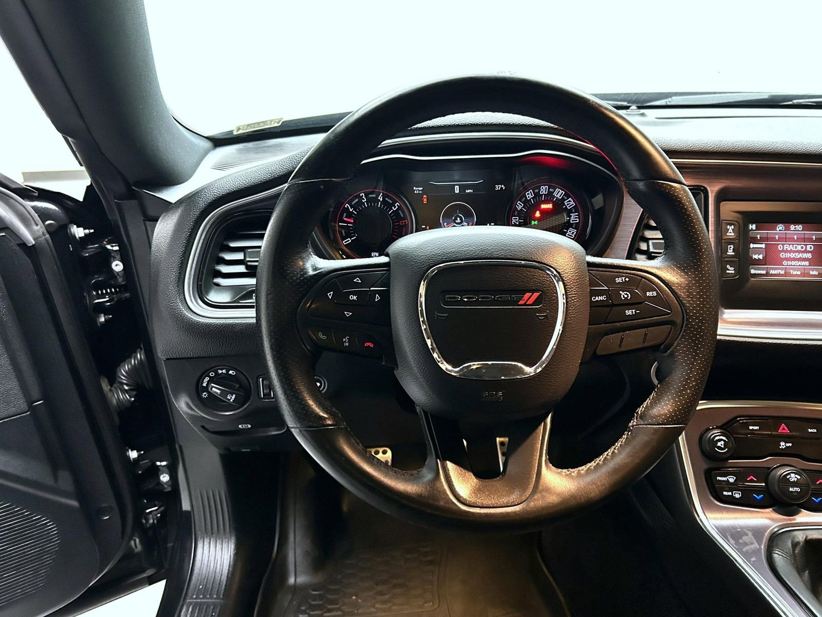 Used 2016 Dodge Challenger R/T w/ Blacktop Package image 11