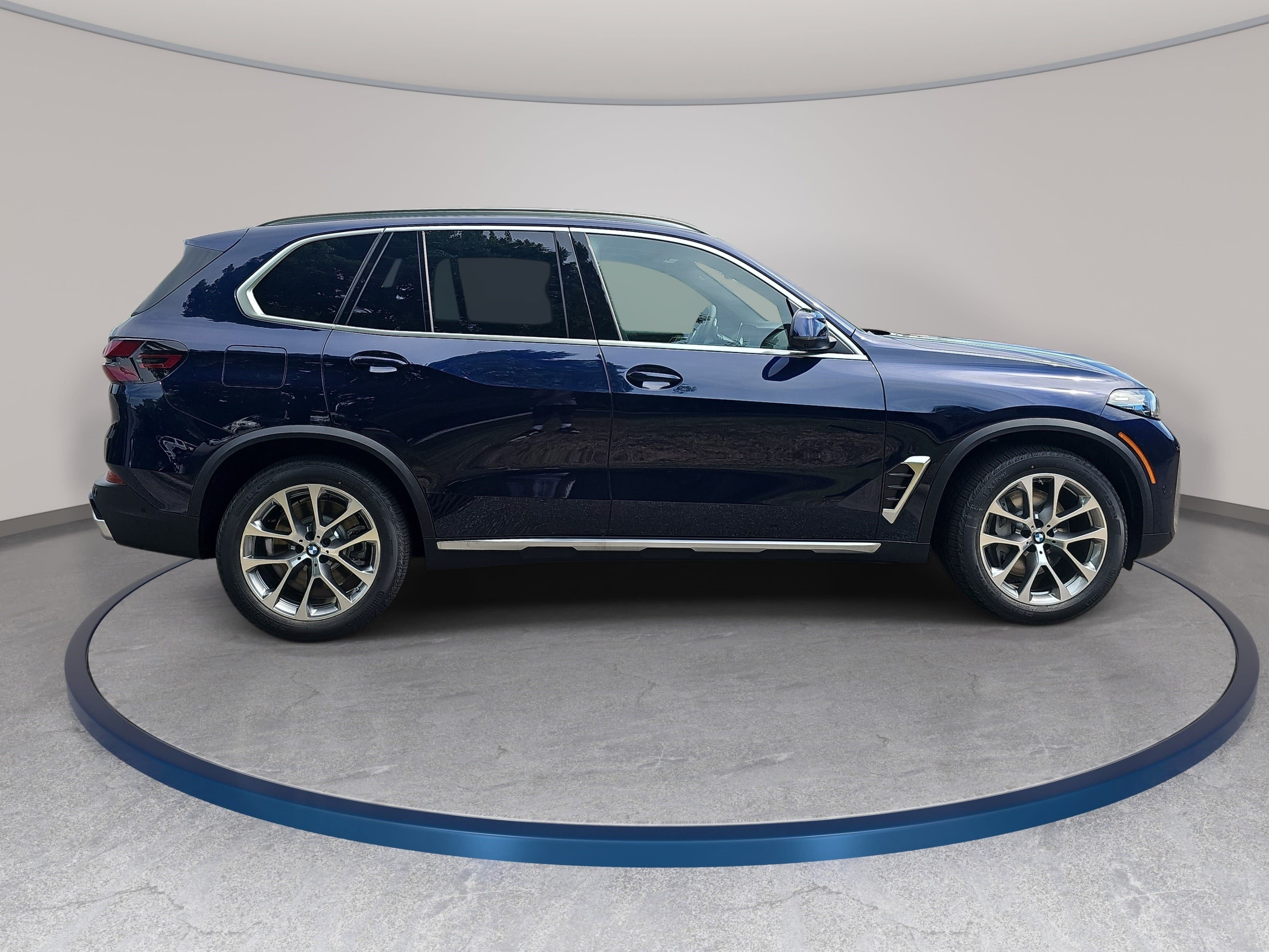 New 2026 BMW X5 xDrive50e AWD/4WD image 4