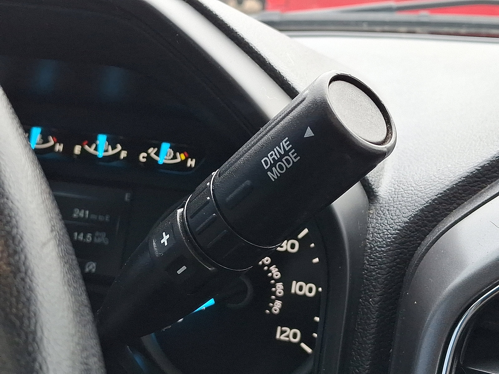 Used 2020 Ford F150 XLT w/ Equipment Group 302A Luxury image 15