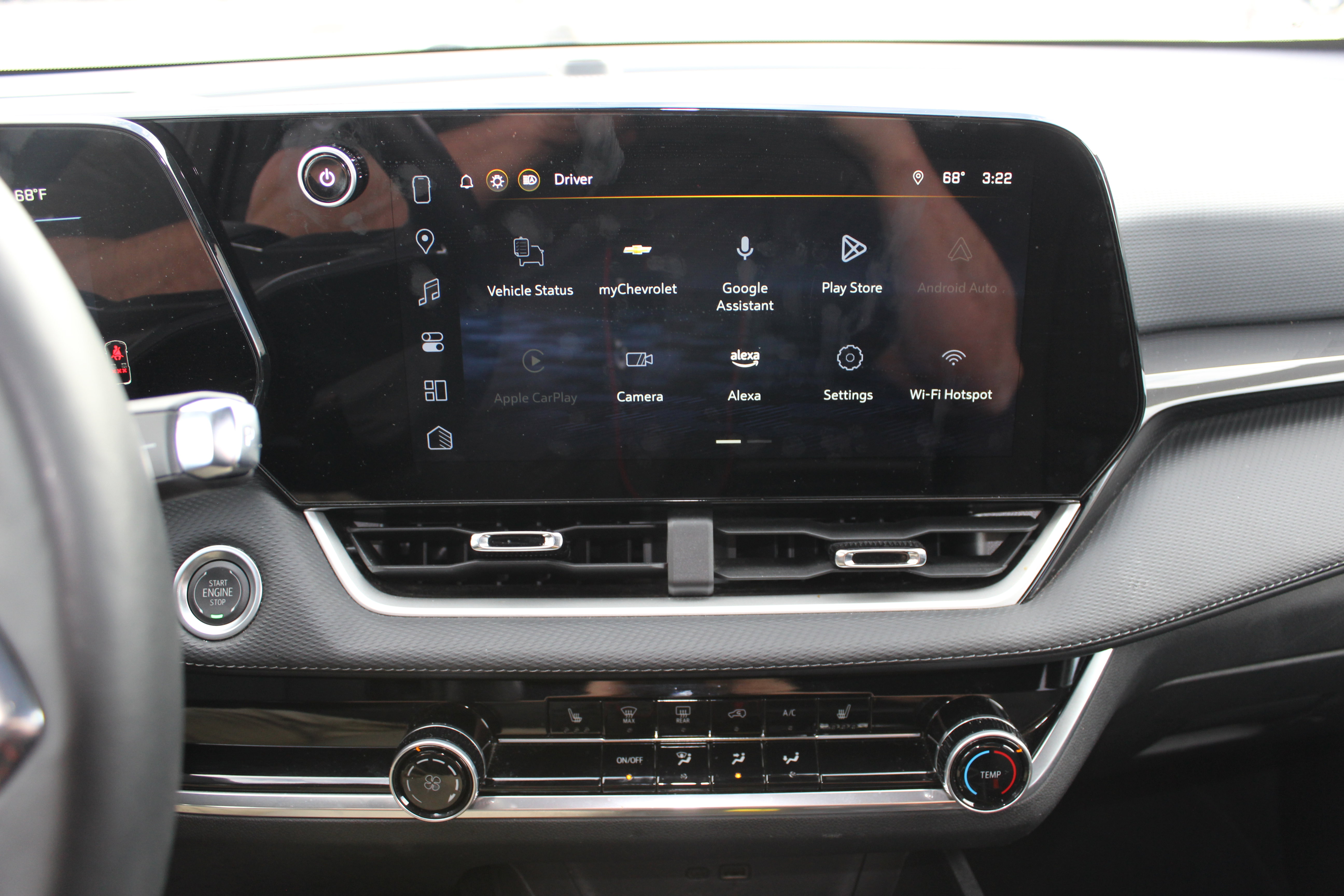 Used 2025 Chevrolet Equinox LT image 8