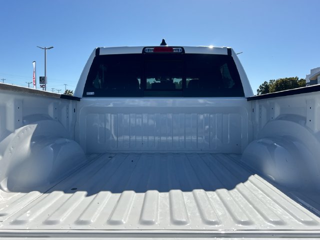 Used 2026 RAM 1500 Laramie AWD/4WD image 12