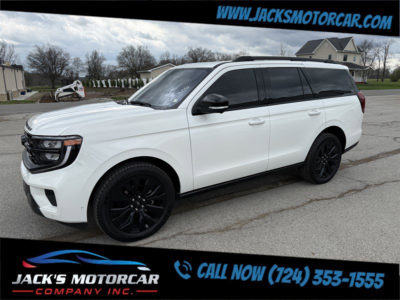 Used 2025 Ford Expedition Platinum w/ Stealth Appearance Package image 11