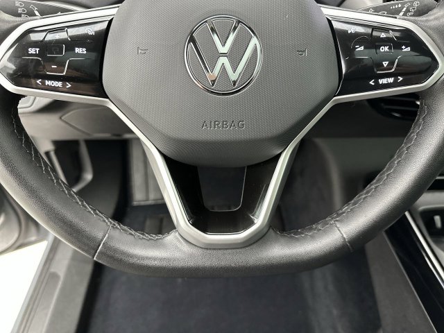 Used 2023 Volkswagen ID.4 Pro S AWD/4WD image 15
