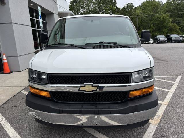 Used 2022 Chevrolet Express 2500 w/ Driver Convenience Package RWD image 3
