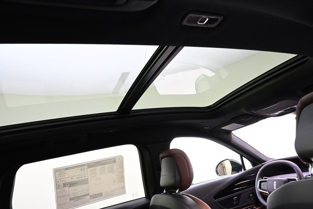 New 2026 Lincoln Nautilus Reserve image 17