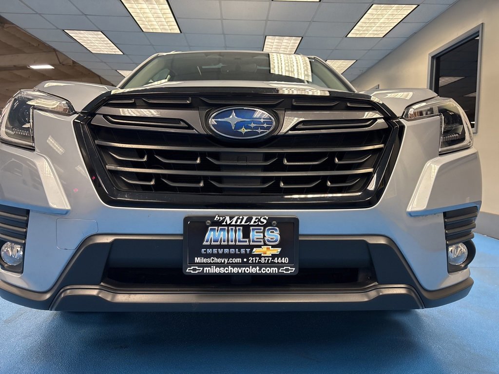 Used 2022 Subaru Forester Limited w/ Popular Package #2 image 17