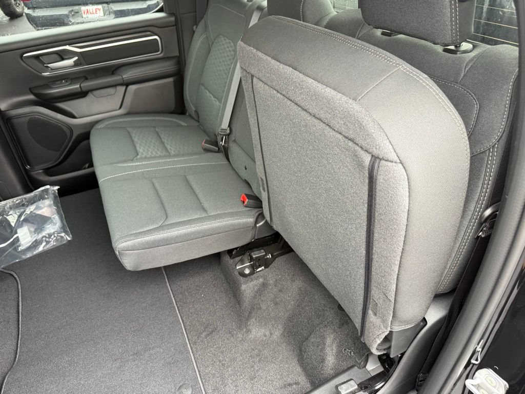 New 2026 RAM 1500 Big Horn AWD/4WD image 30