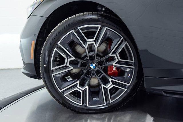 New 2026 BMW 540i xDrive w/ Executive Package image 26