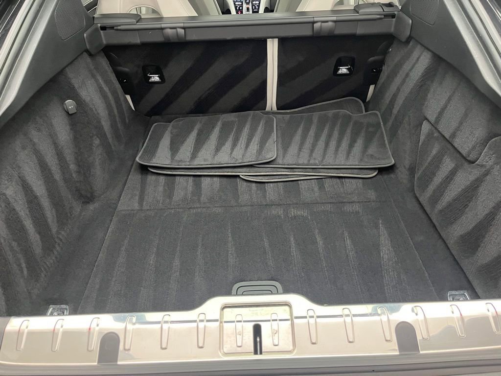 Used 2019 Porsche Panamera 4 image 41