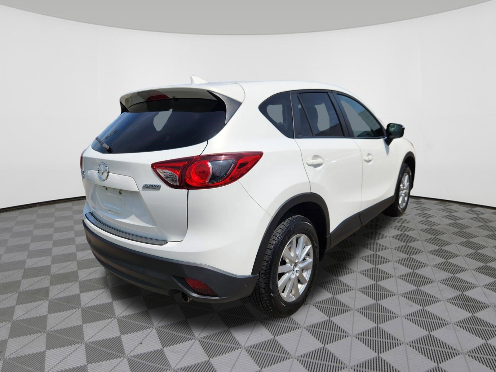 Used 2016 MAZDA CX-5 Touring w/ Bose/Moonroof Package AWD/4WD image 4