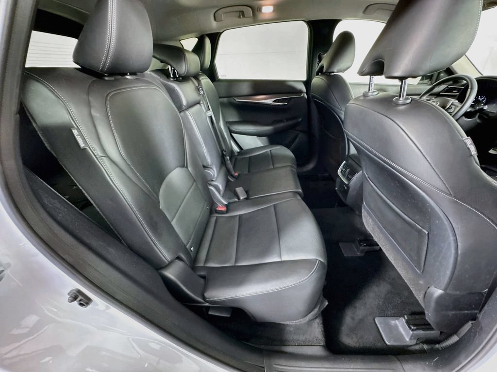 Certified 2023 INFINITI QX50 Luxe FWD image 38