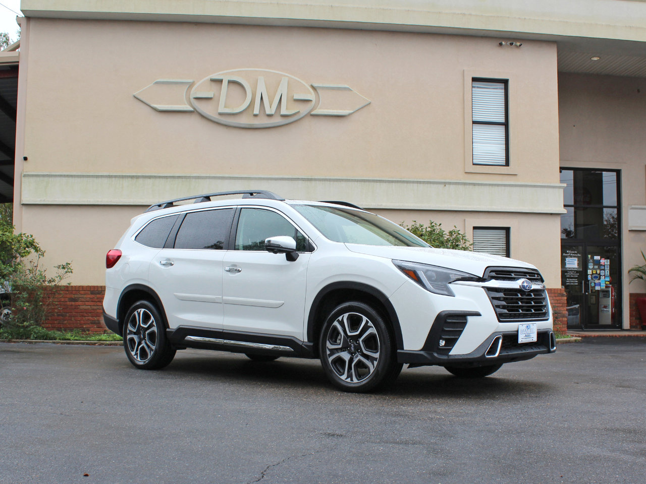 Used 2023 Subaru Ascent Touring image 4