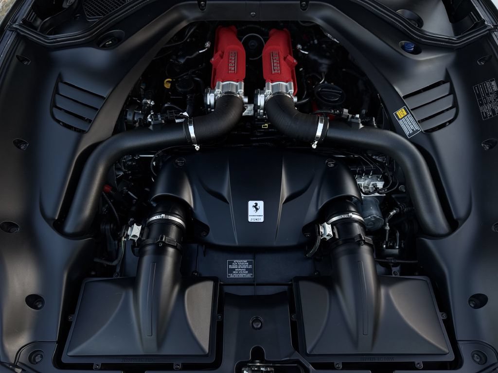 Used 2016 Ferrari California T RWD image 49