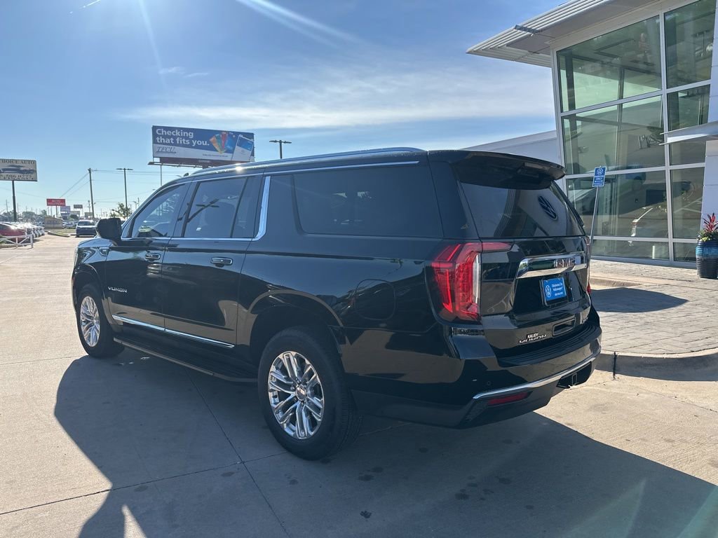 Used 2022 GMC Yukon XL SLT AWD/4WD image 7