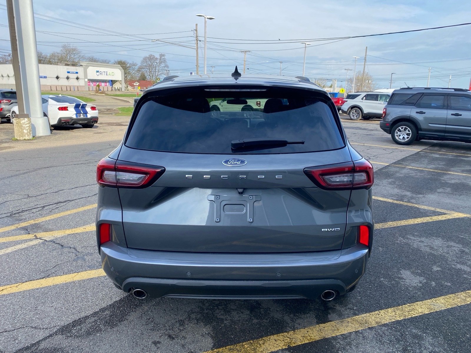 Used 2024 Ford Escape ST-Line w/ Tech Pack #1 image 4