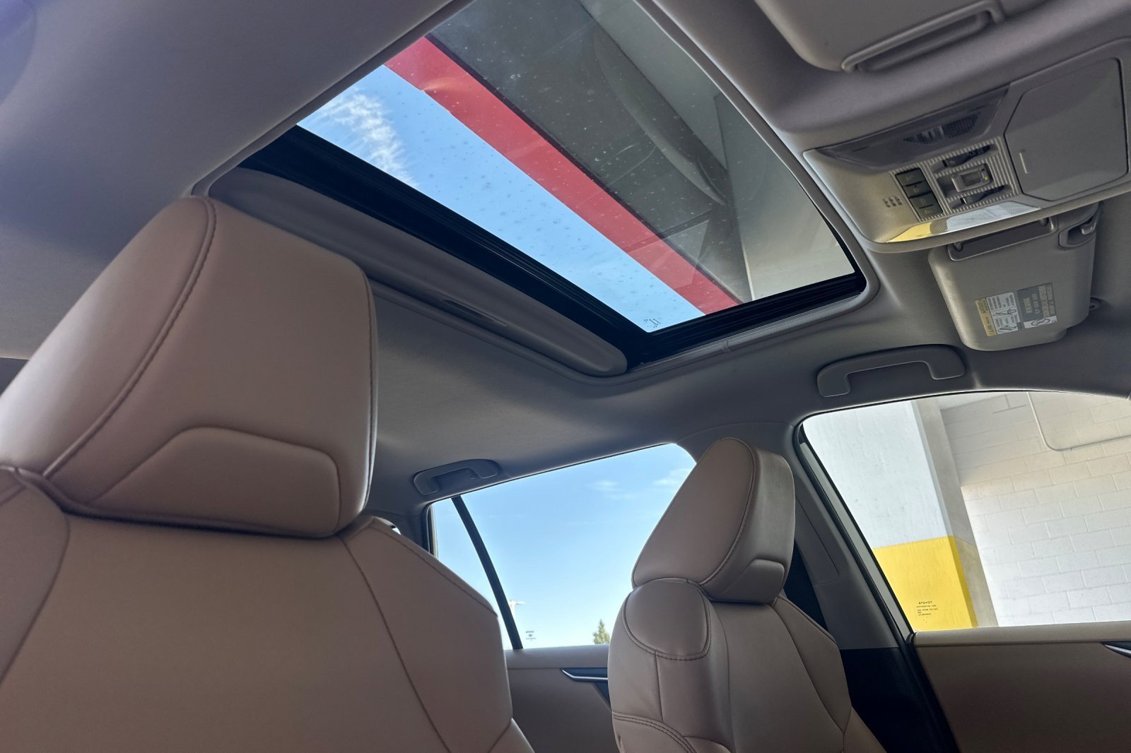 Certified 2022 Toyota RAV4 XLE Premium AWD/4WD image 16