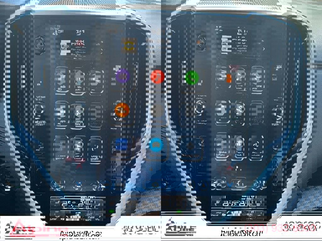 Used 2024 Subaru Ascent Premium w/ Convenience Package image 16