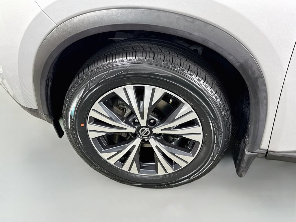 Certified 2021 Nissan Rogue SV AWD/4WD image 35