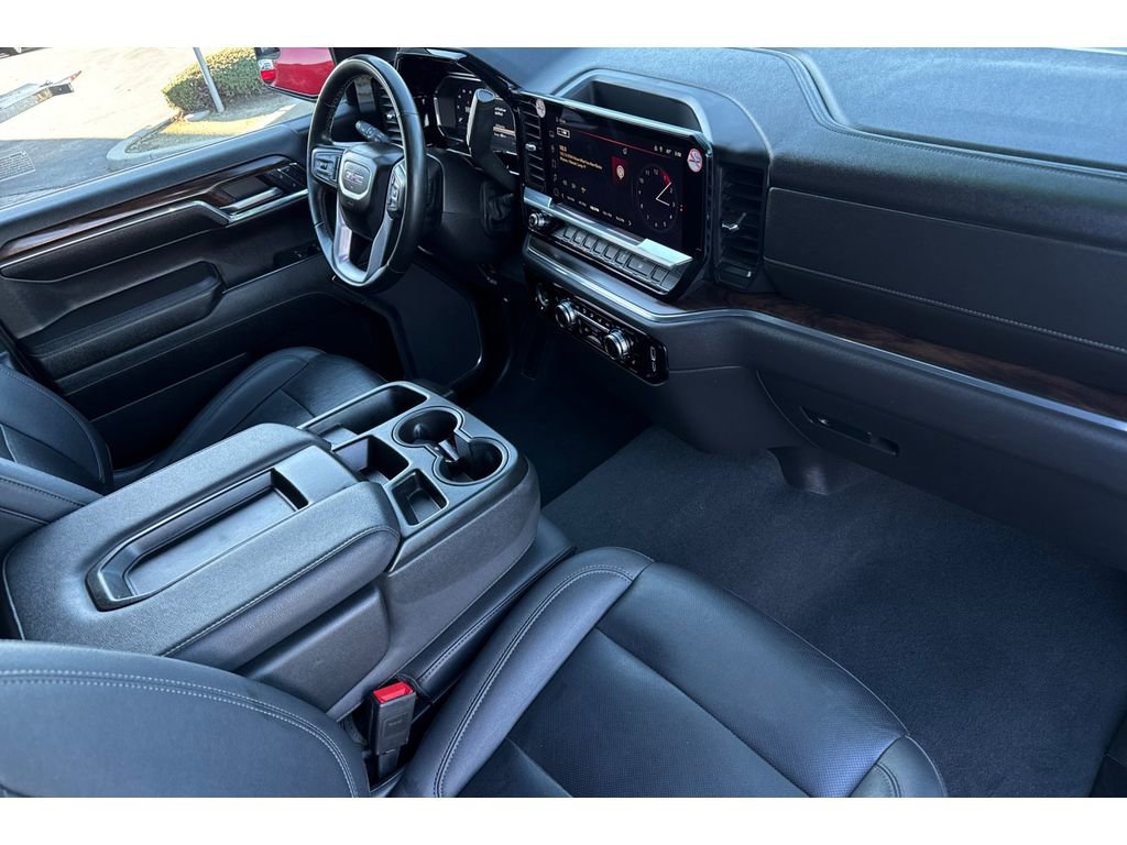 Used 2024 GMC Sierra 1500 SLT image 17
