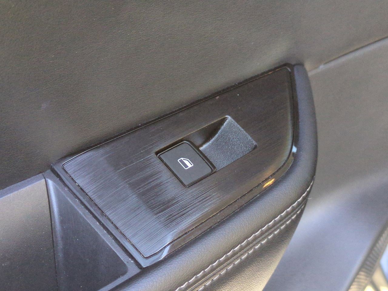 Certified 2024 Nissan Rogue SV image 28