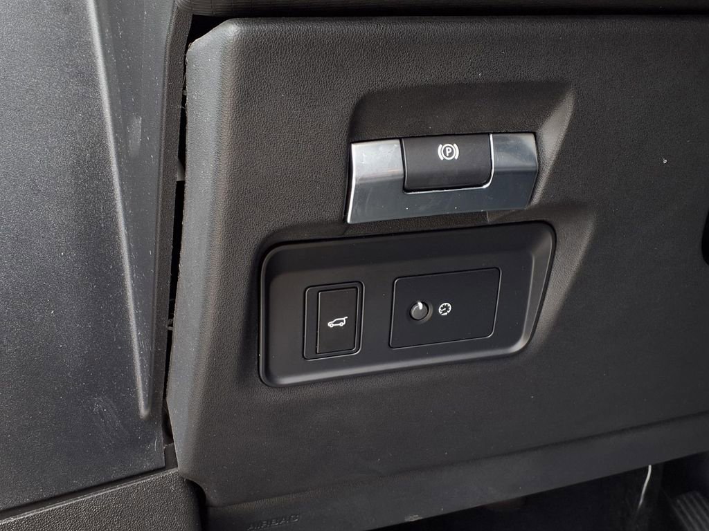 Used 2023 Land Rover Range Rover Evoque S image 12