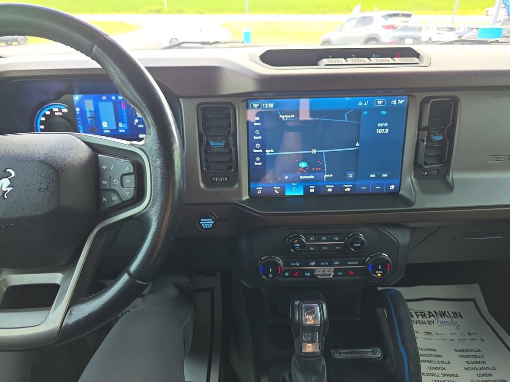 Used 2022 Ford Bronco Outer Banks AWD/4WD image 19
