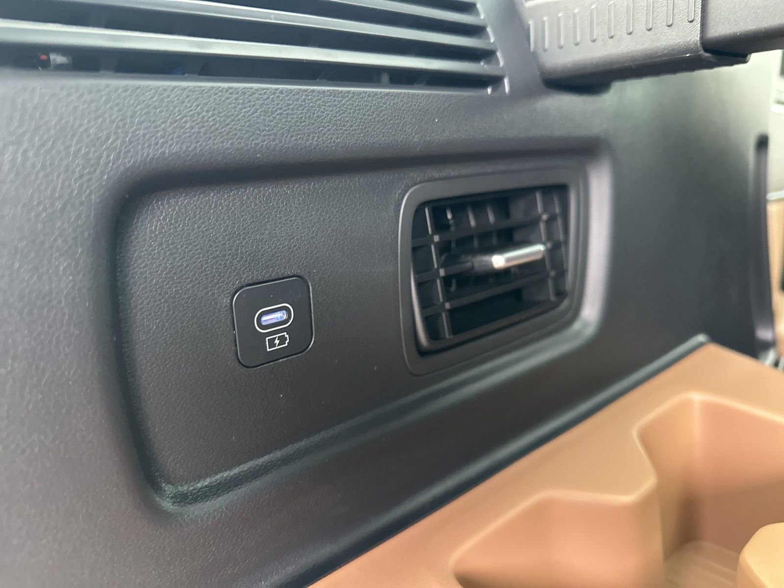 New 2026 Hyundai Santa Fe Limited image 28